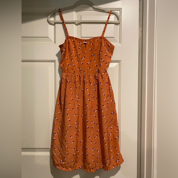 Old Navy Dresses & Skirts - ☀️Old Navy sleeveless dress size 6